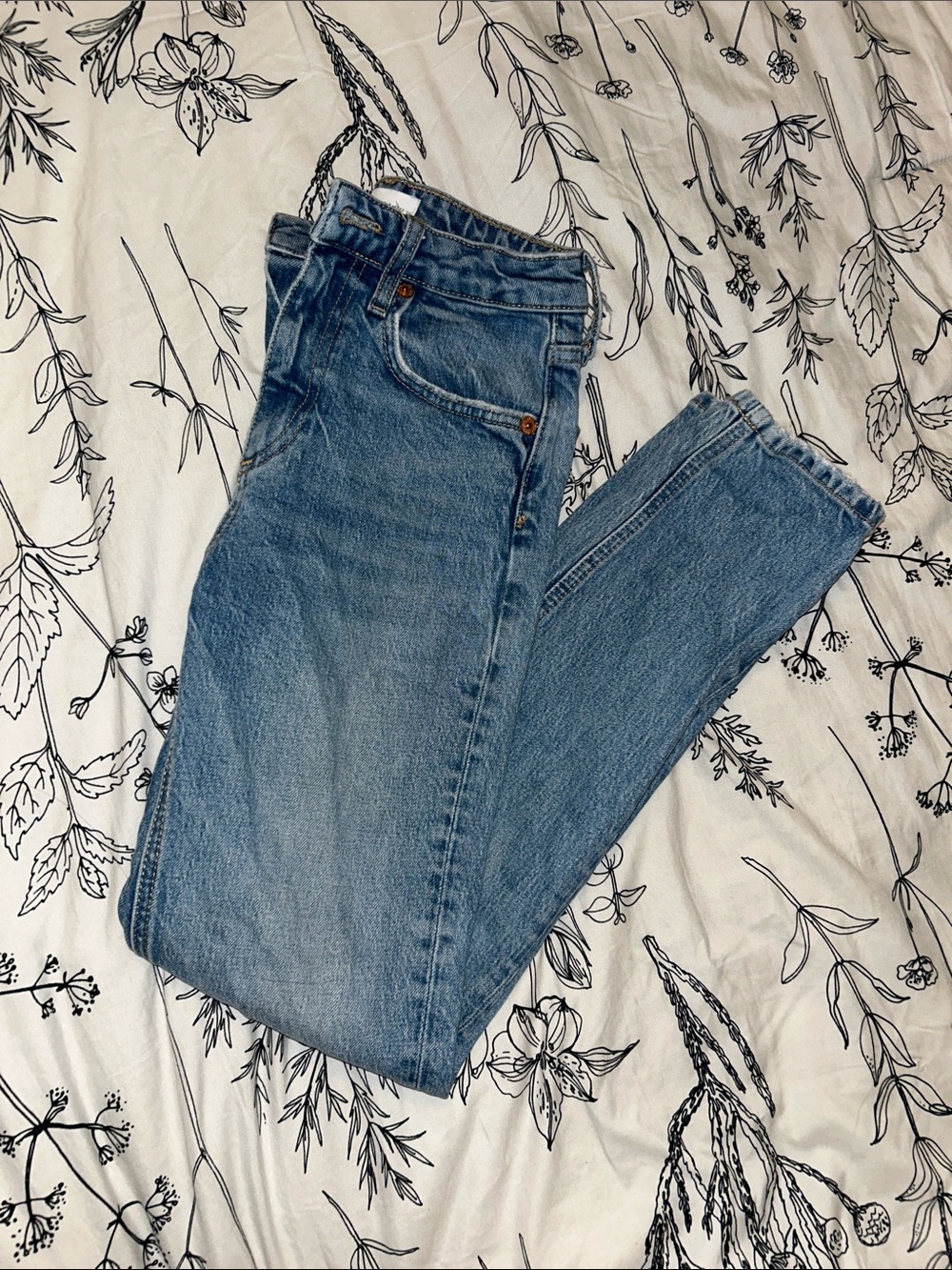 Zara Women's High-Rise Light Blue Denim Jeans